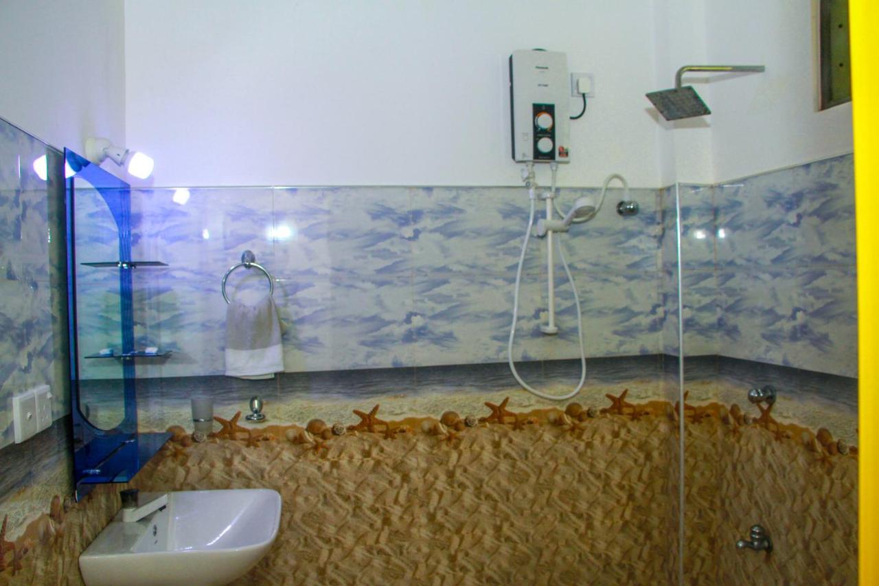 Sigiri Tarushan Home Stay Сигирия Экстерьер фото